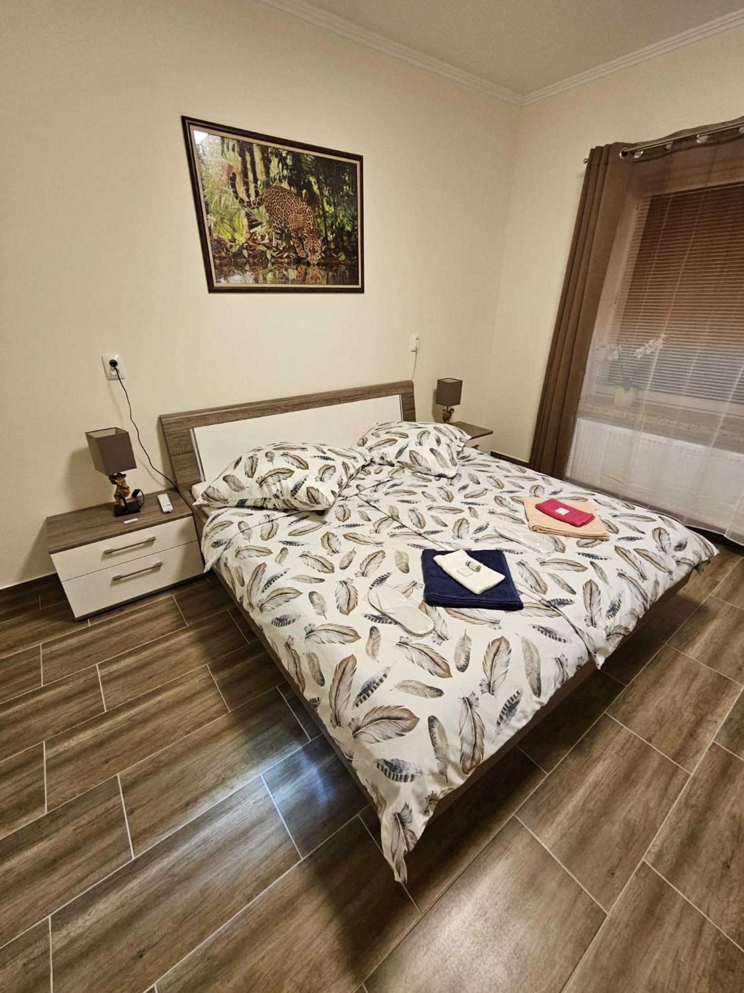 Sleep & Go Motel *